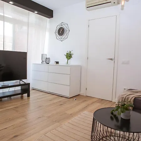 Al39 - Atico Con Barbacoa Playa Fenals Апартаменты